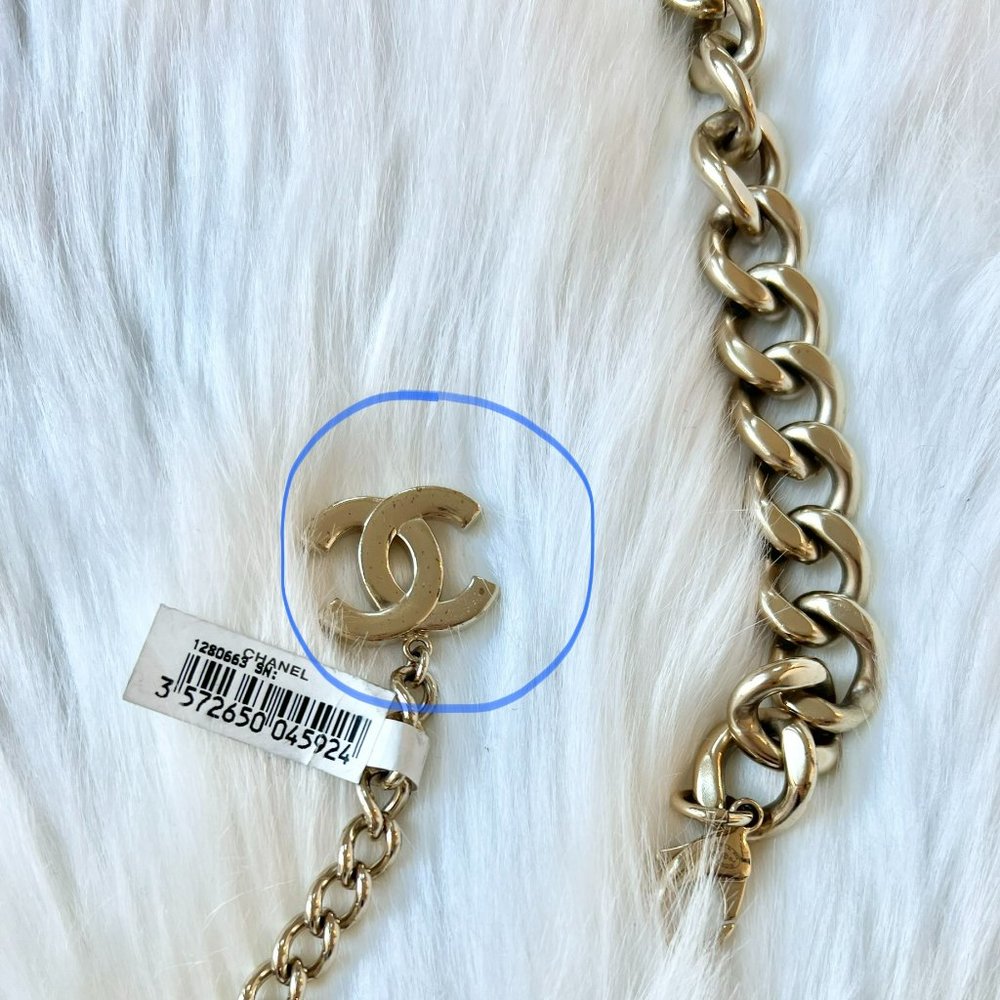 Chanel Women's Gold Belt / Mens Chain CC - Picture 12 of 12